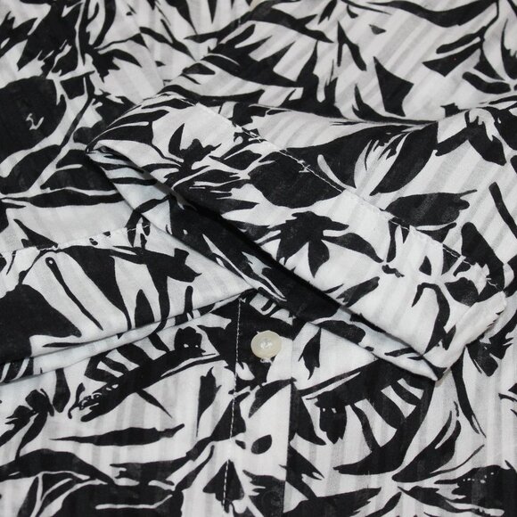 C.D. Daniels Black and White Floral Blouse - Picture 7 of 8